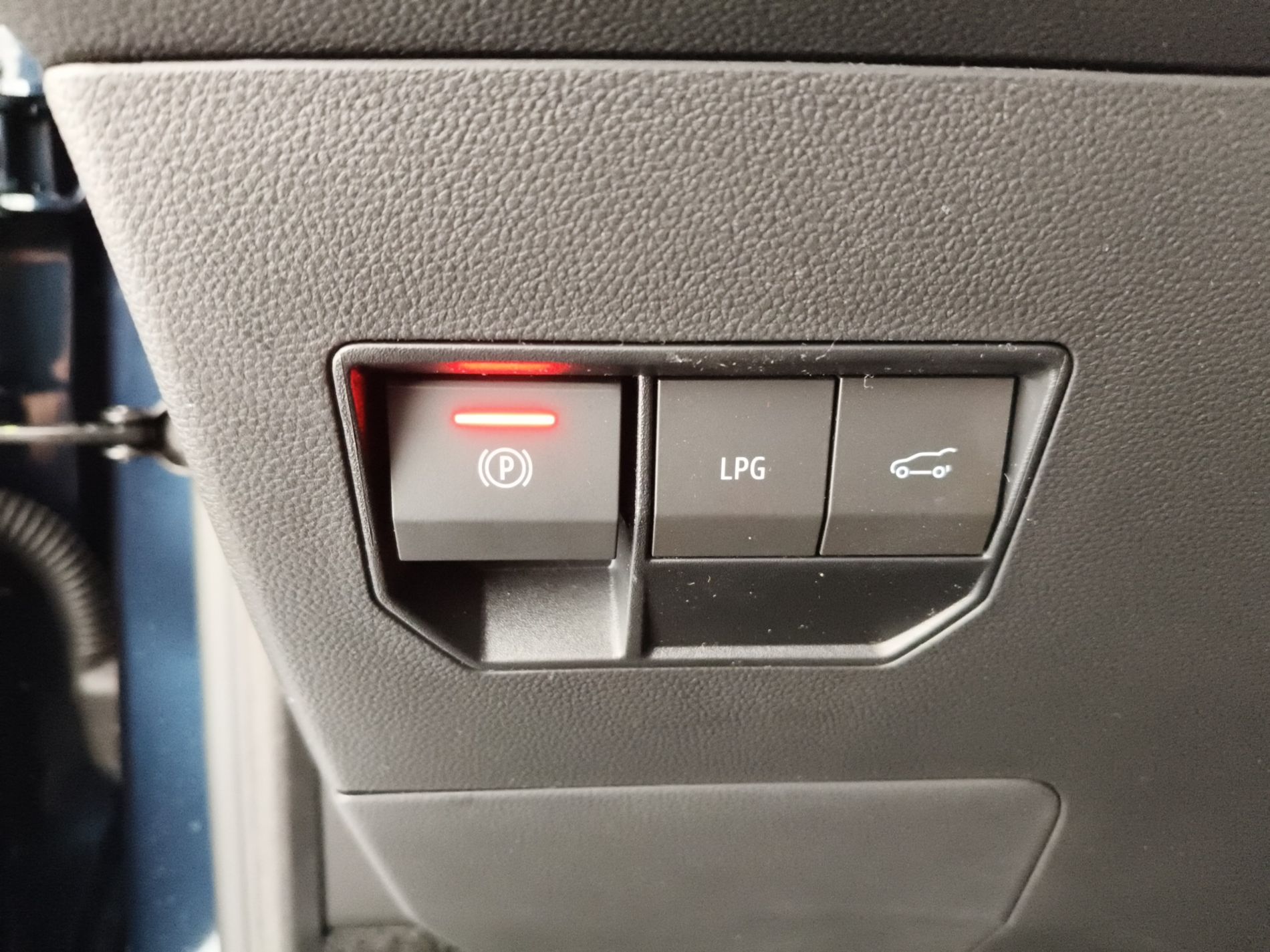 Dacia BIGSTER journey mild hybrid-G 140 - Messa