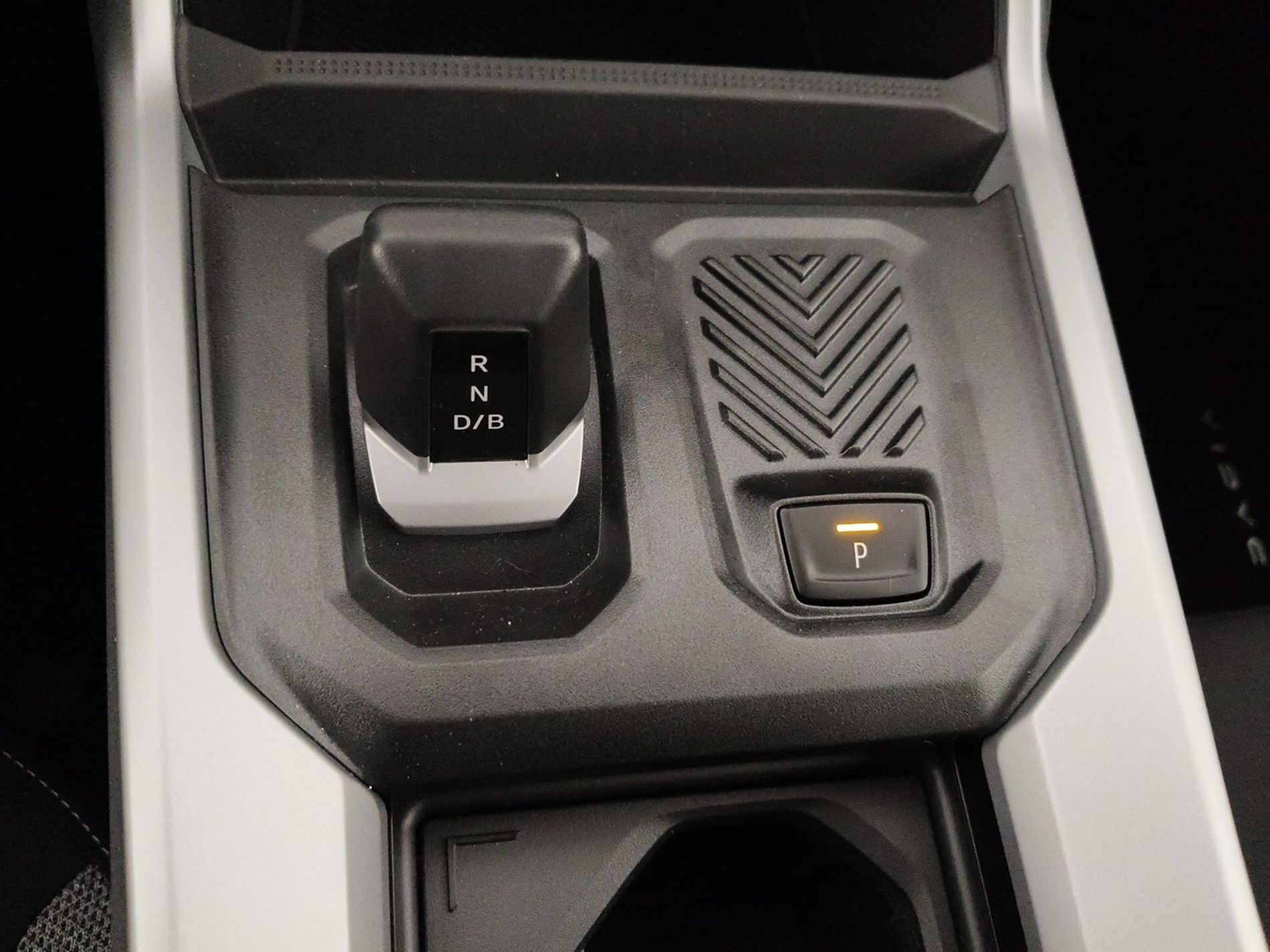 Dacia BIGSTER journey hybrid 155 - Messa