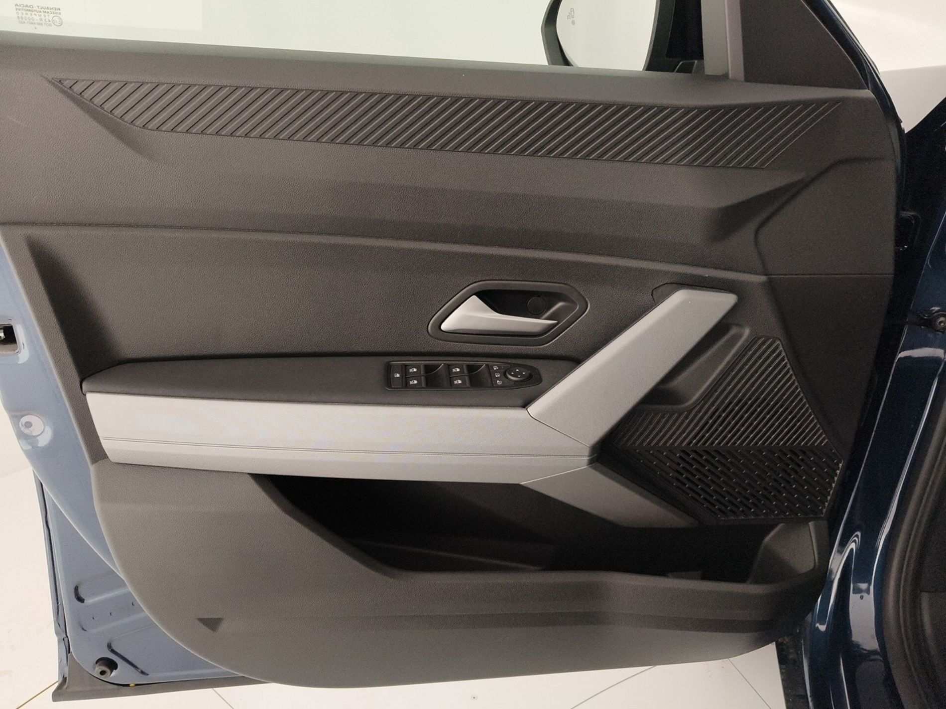 Dacia BIGSTER journey hybrid 155 - Messa