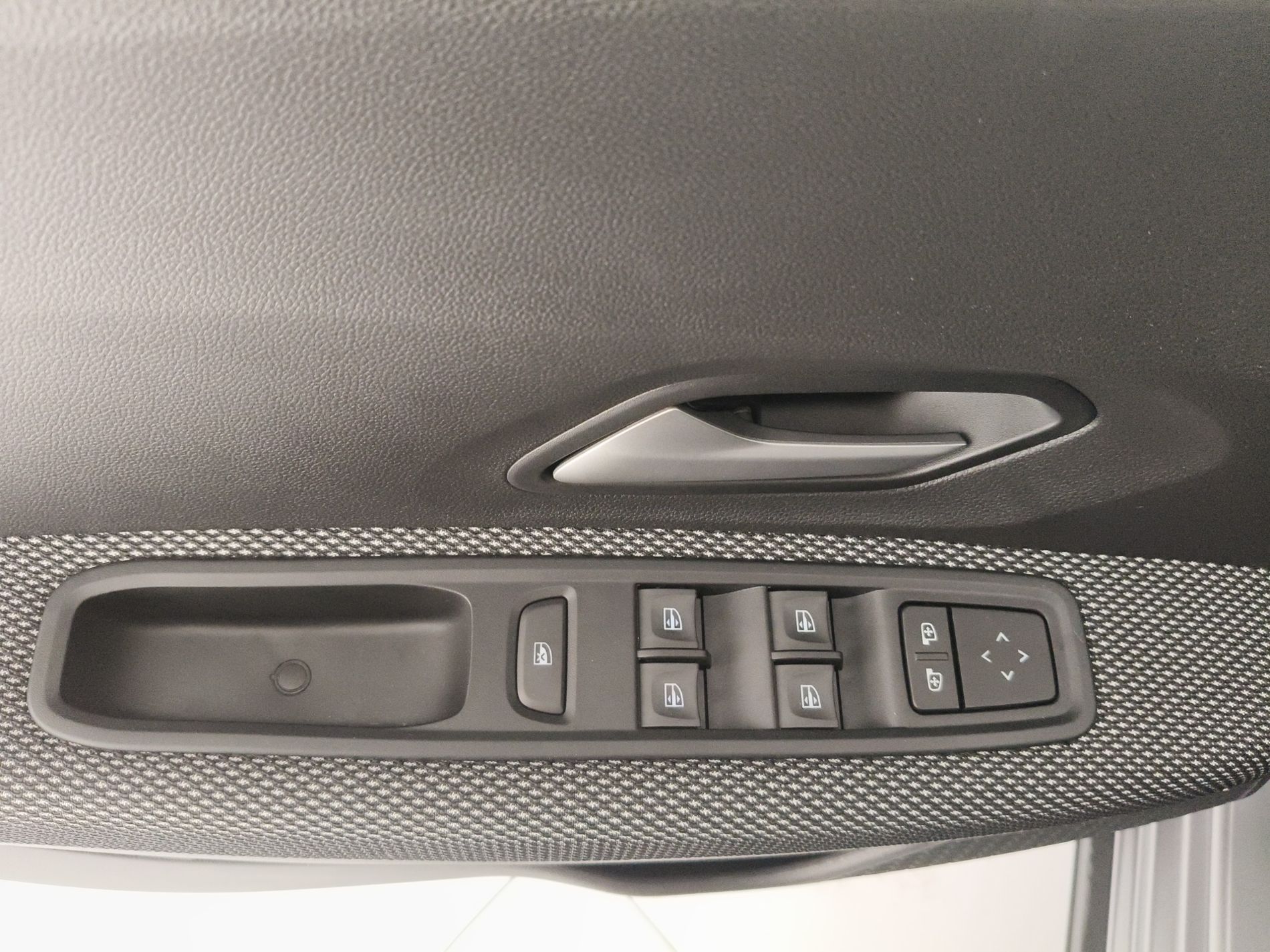 Dacia JOGGER Expression MY24 TCe 100 GPL ECO-G 5p - Messa