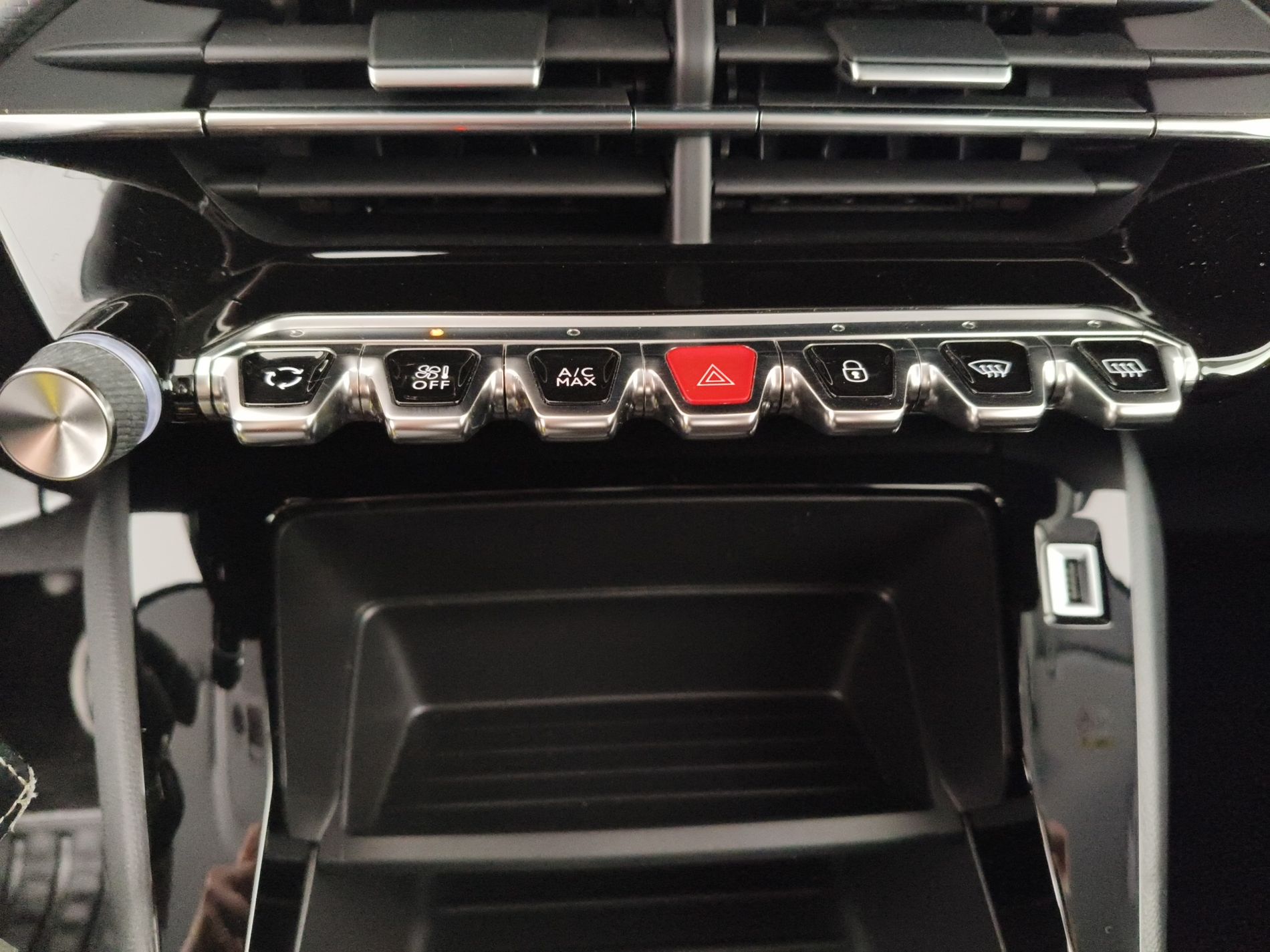 PEUGEOT 208 II 2019 208 5 Porte 1.2 PureTech 75cv Active Pack S&S - Messa