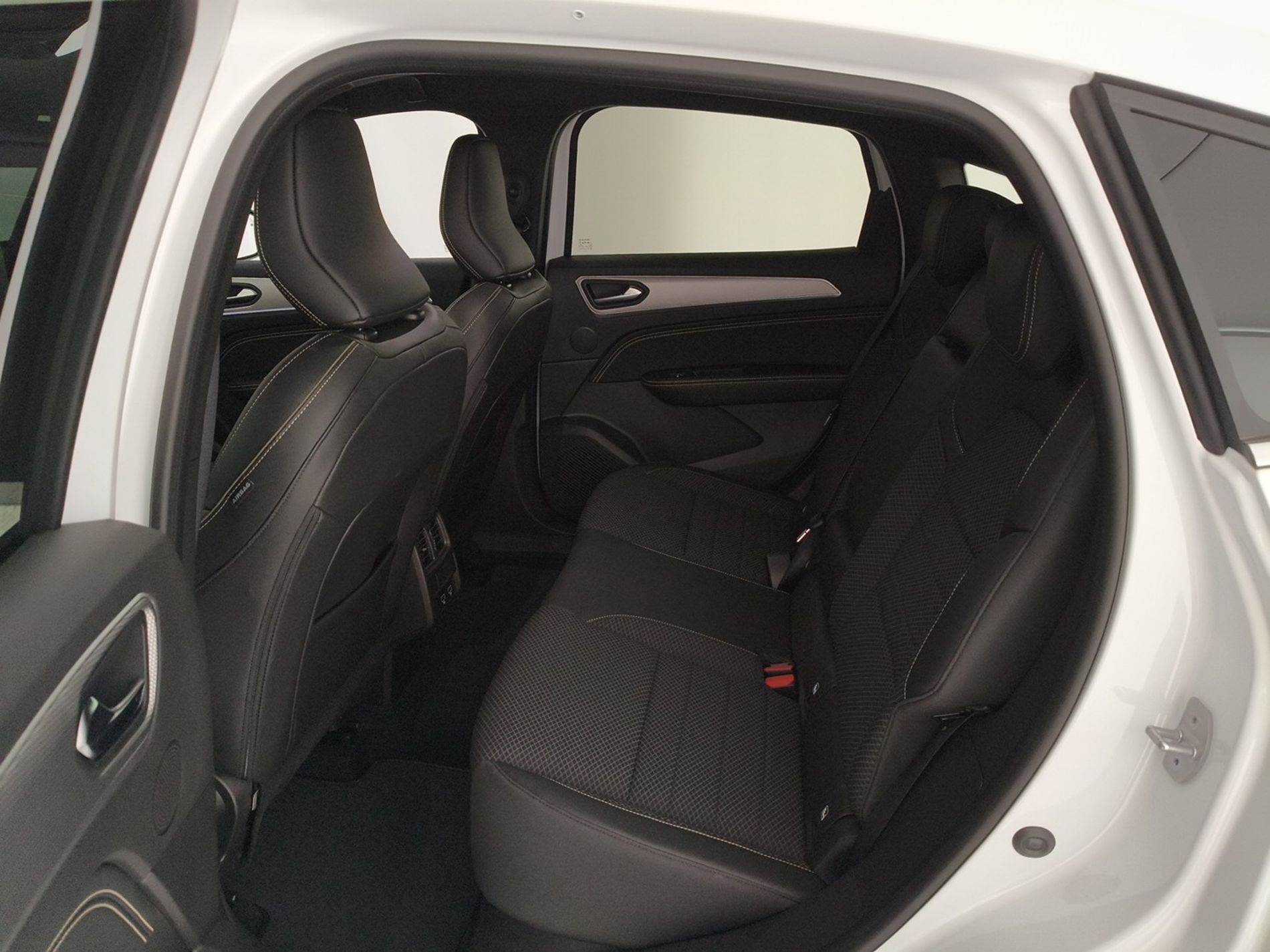 Renault ARKANA techno MY24 E-Tech full hybrid 145 - Messa