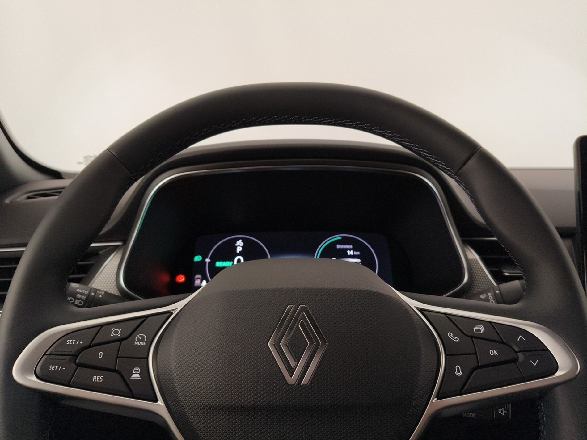 Renault ARKANA techno MY24 E-Tech full hybrid 145 - Messa