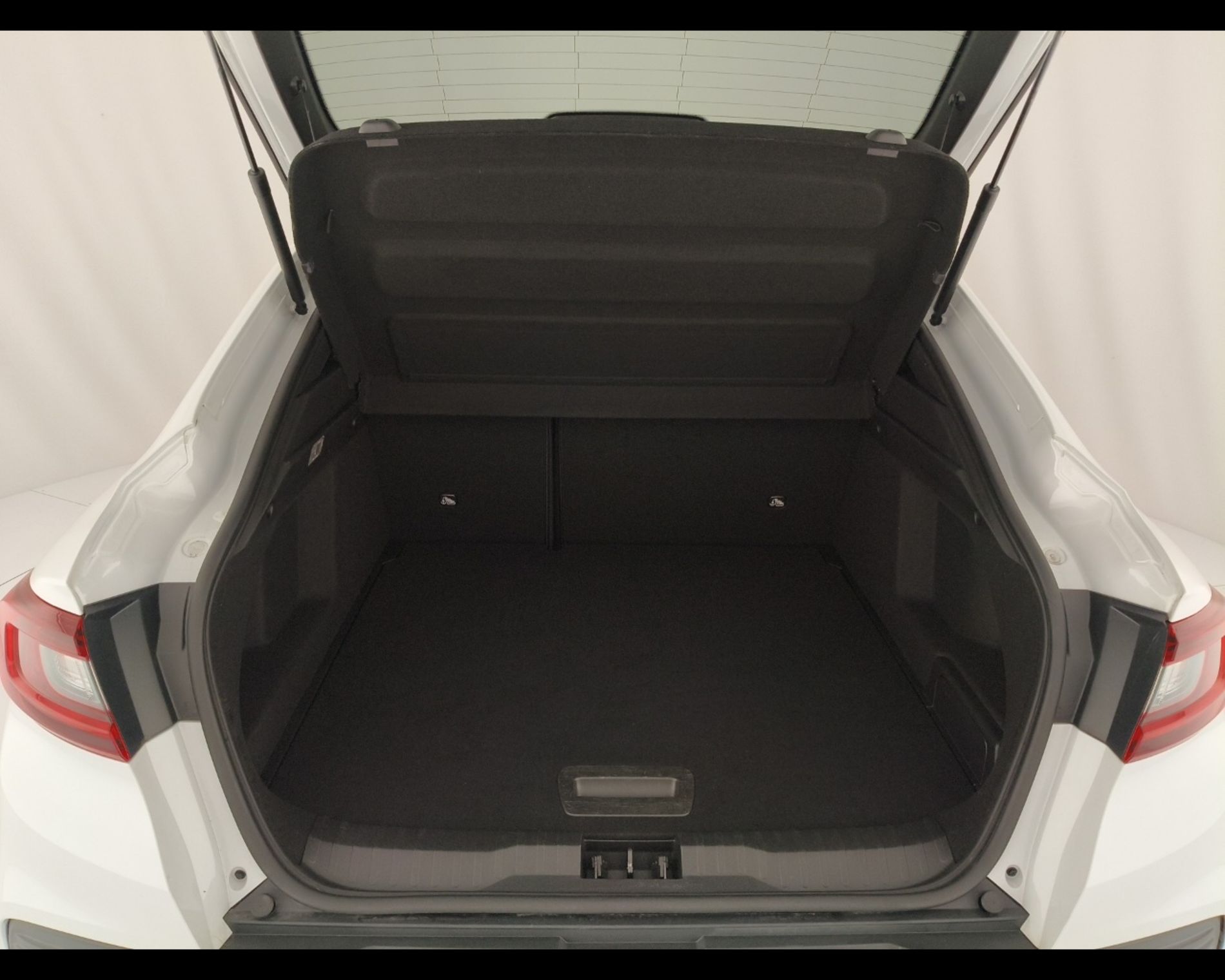 Renault ARKANA Arkana 1.6 hybrid R.S. Line E-Tech 145cv - Messa