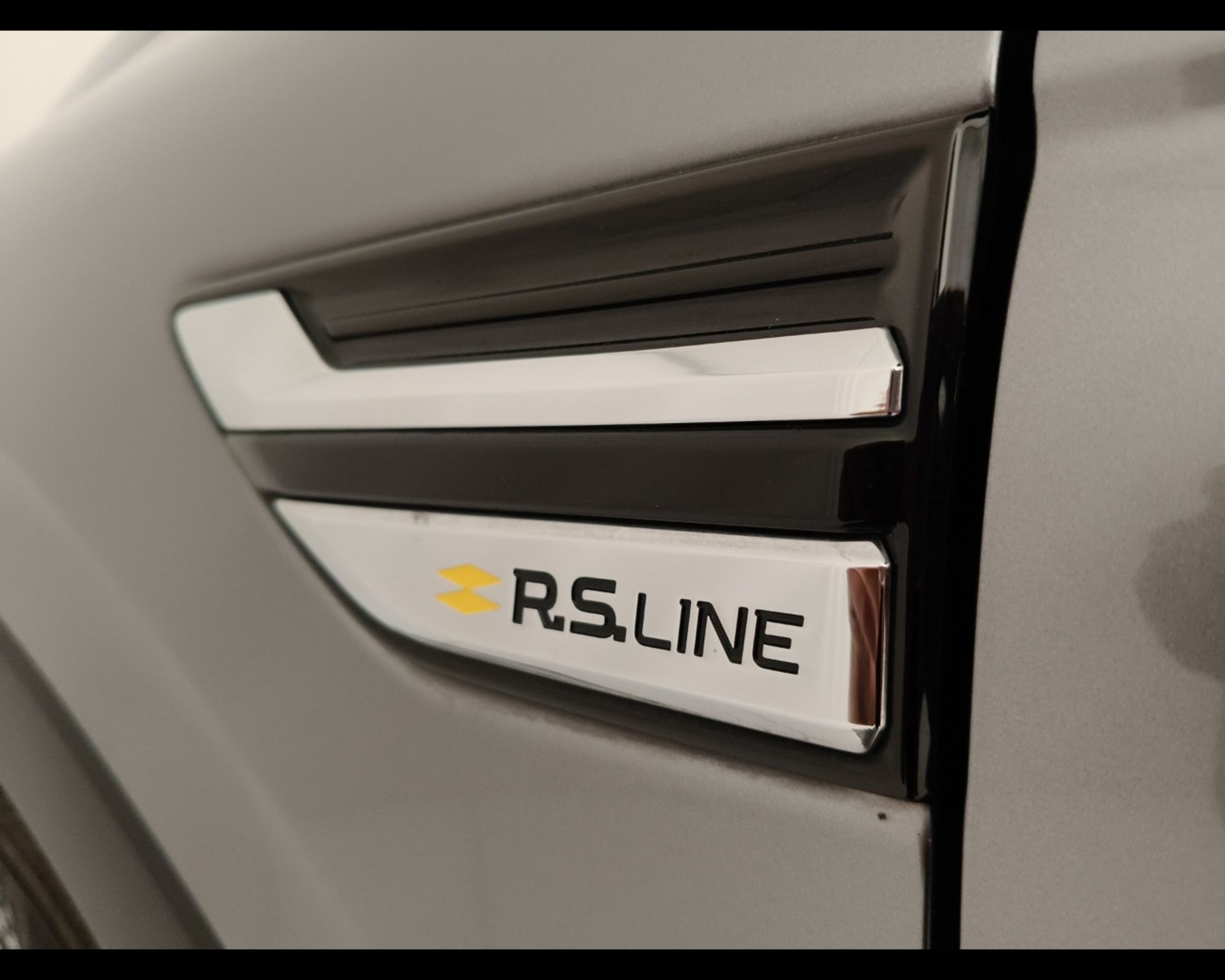 Renault ARKANA Arkana 1.6 hybrid R.S. Line E-Tech 145cv - Messa