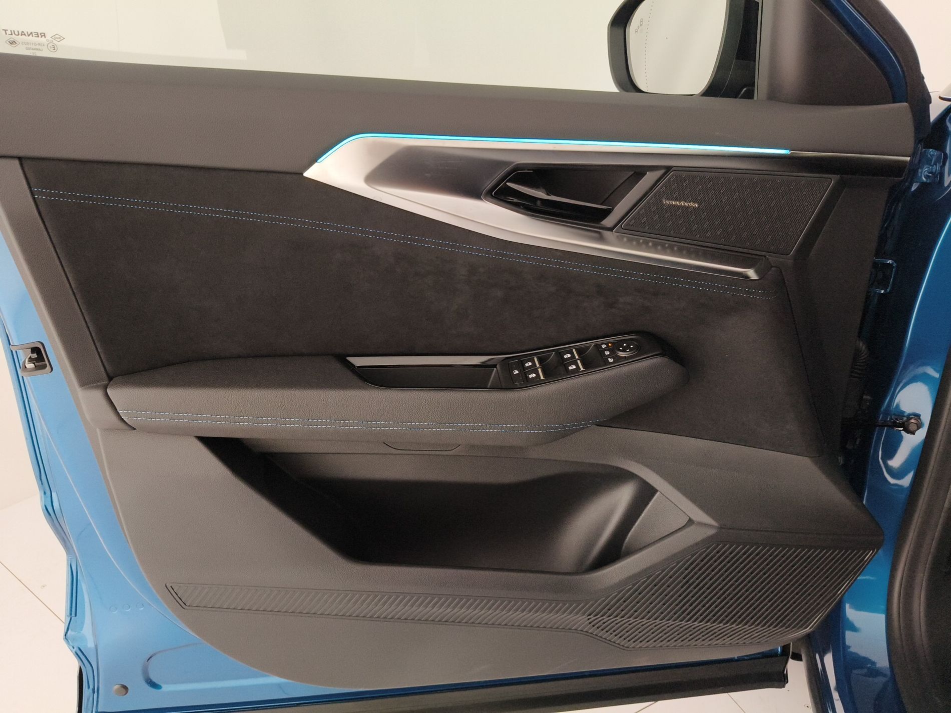 Renault NUOVO AUSTRAL esprit Alpine MY25 full hybrid E-Tech 200 - Messa