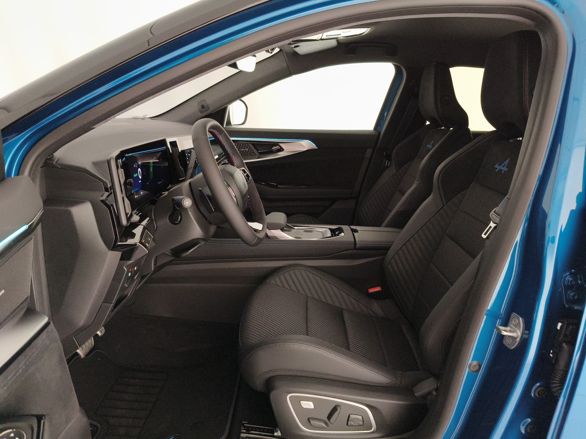 Renault NUOVO AUSTRAL esprit Alpine MY25 full hybrid E-Tech 200 - Messa