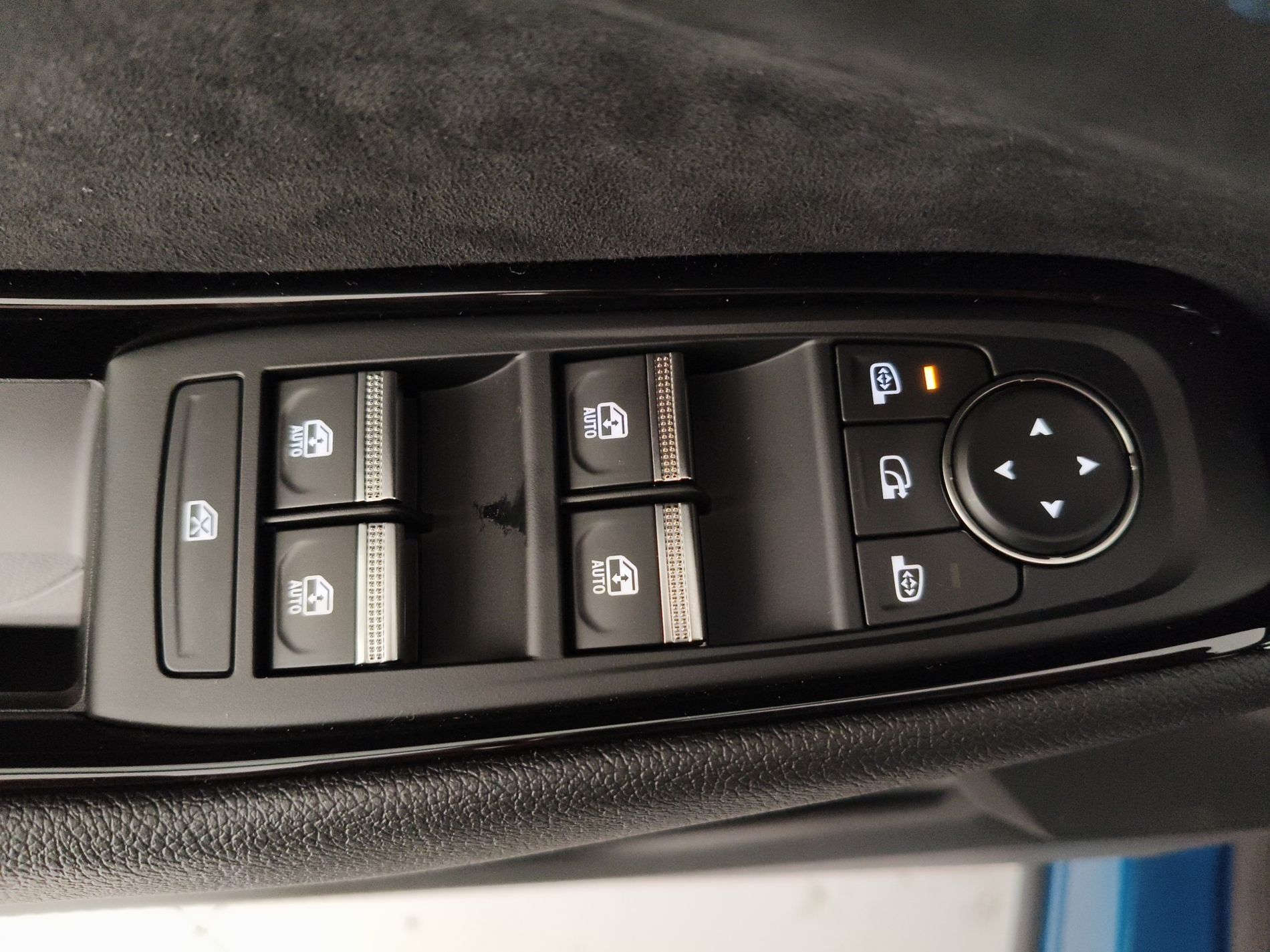 Renault NUOVO AUSTRAL esprit Alpine MY25 full hybrid E-Tech 200 - Messa