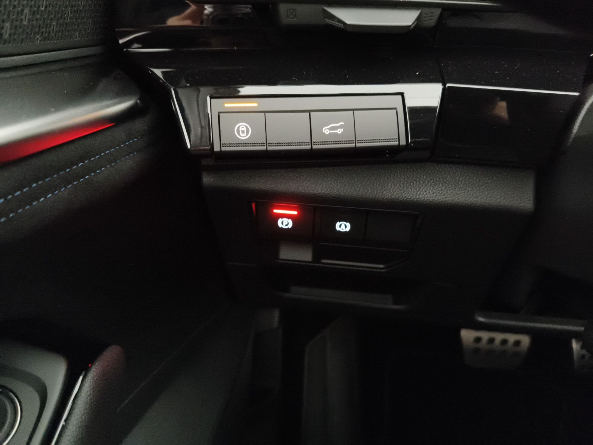 Renault NUOVO AUSTRAL esprit Alpine MY25 full hybrid E-Tech 200 - Messa