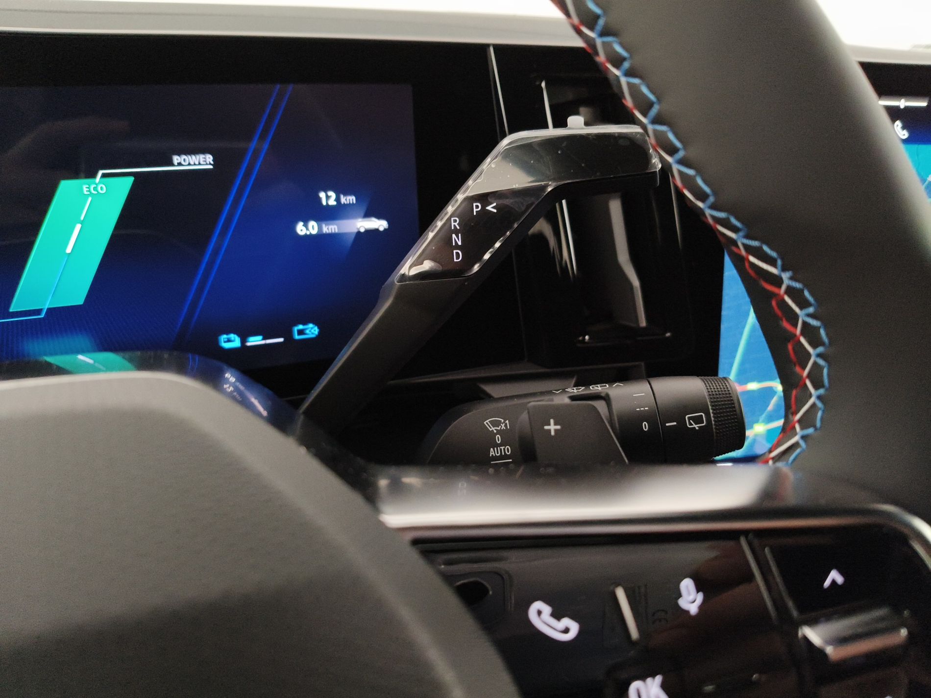 Renault NUOVO AUSTRAL esprit Alpine MY25 full hybrid E-Tech 200 - Messa