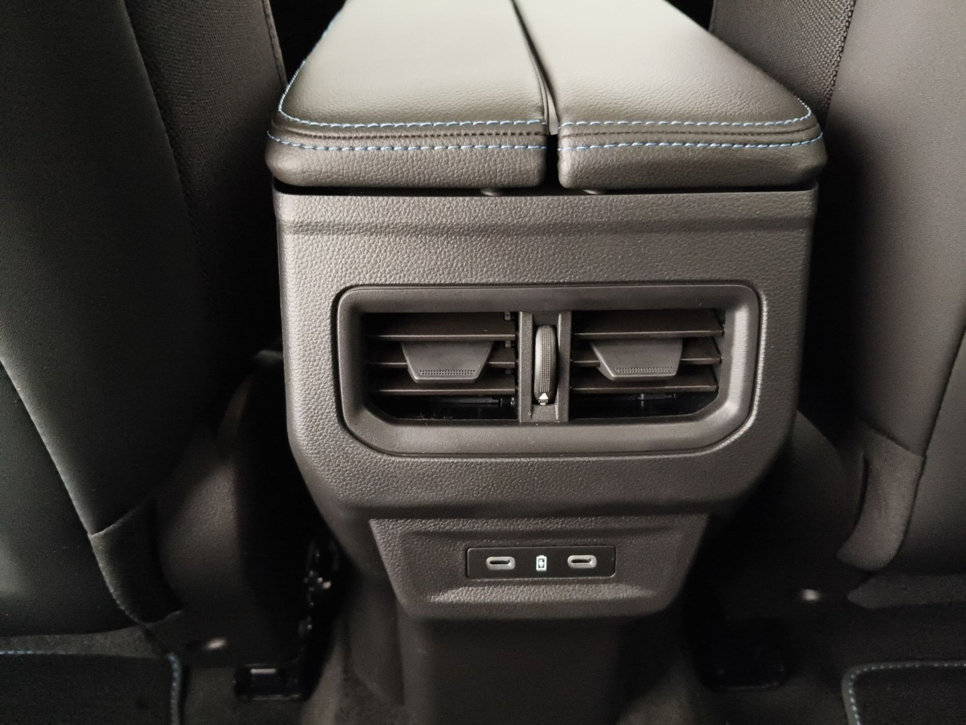 Renault NUOVO AUSTRAL esprit Alpine MY25 full hybrid E-Tech 200 - Messa