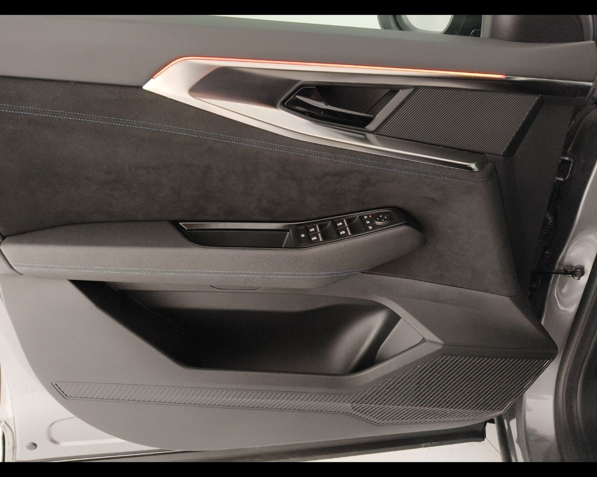 Renault Austral Austral 1.2 E-Tech full hybrid Techno Esprit Alpine 200cv - Messa