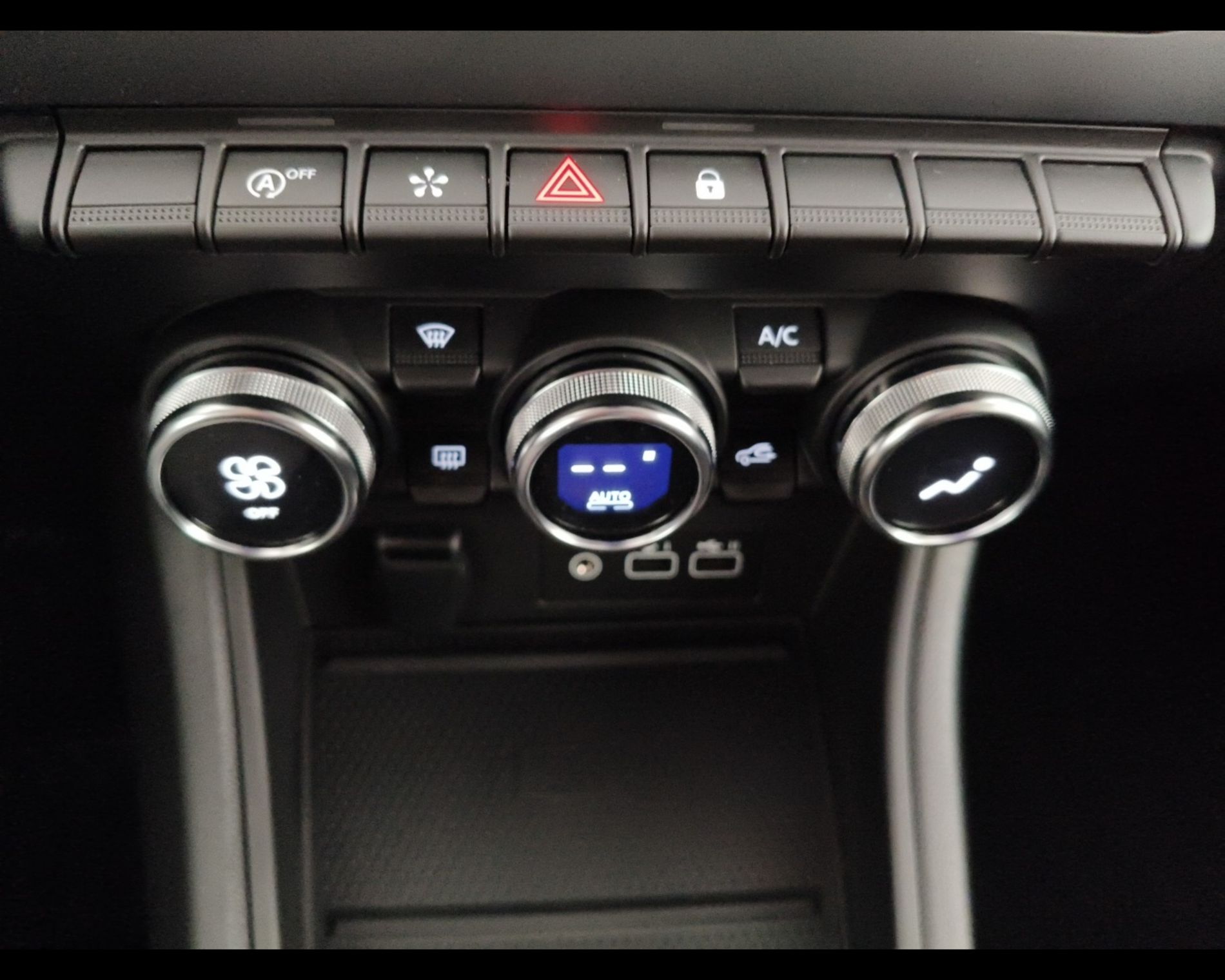 Renault Captur Captur 1.0 tce Techno 90cv - Messa