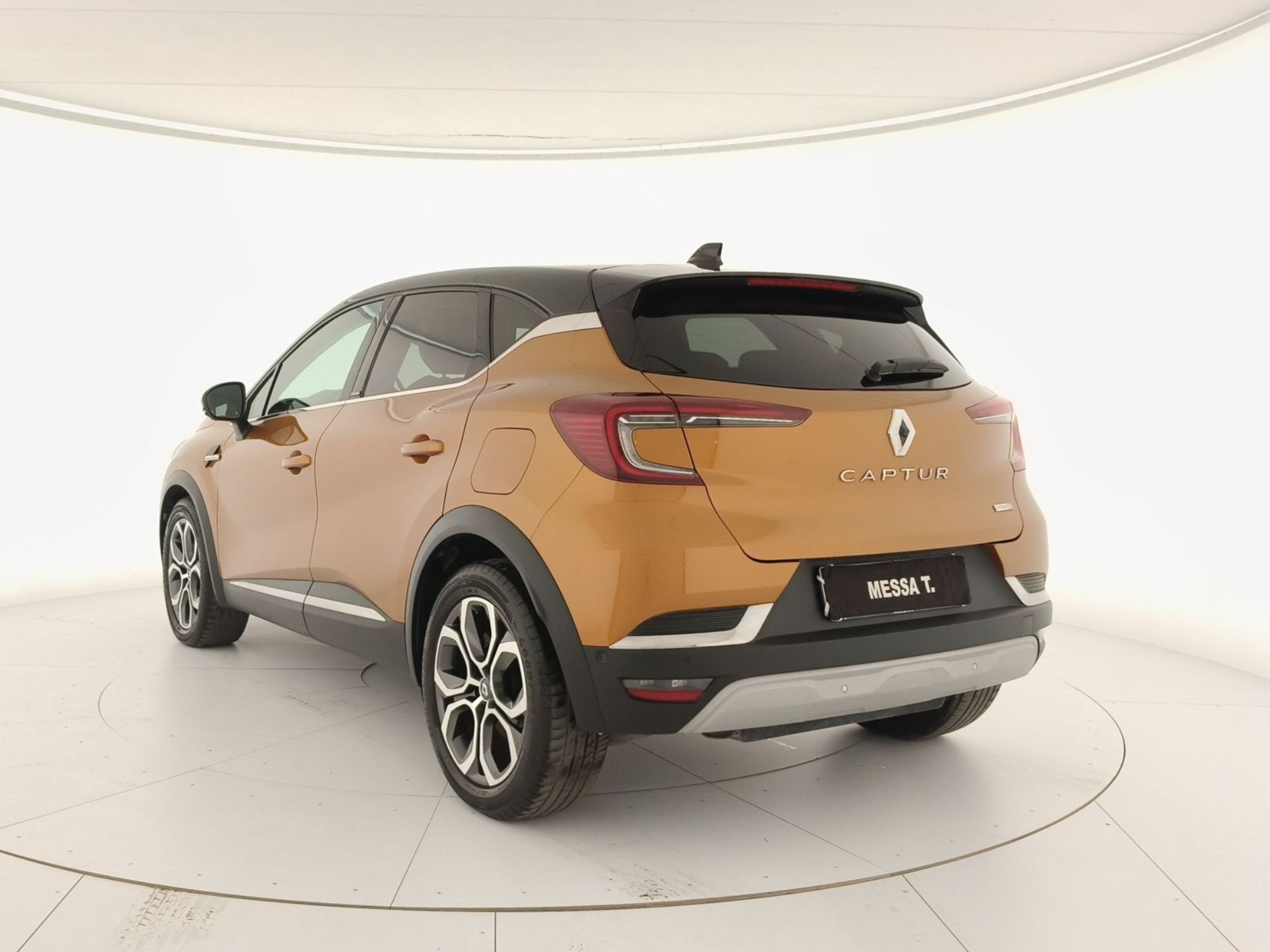 RENAULT Captur II 2019 Captur 1.6 E-TECH Plug-in Hybrid 160cv Intens Auto - Messa