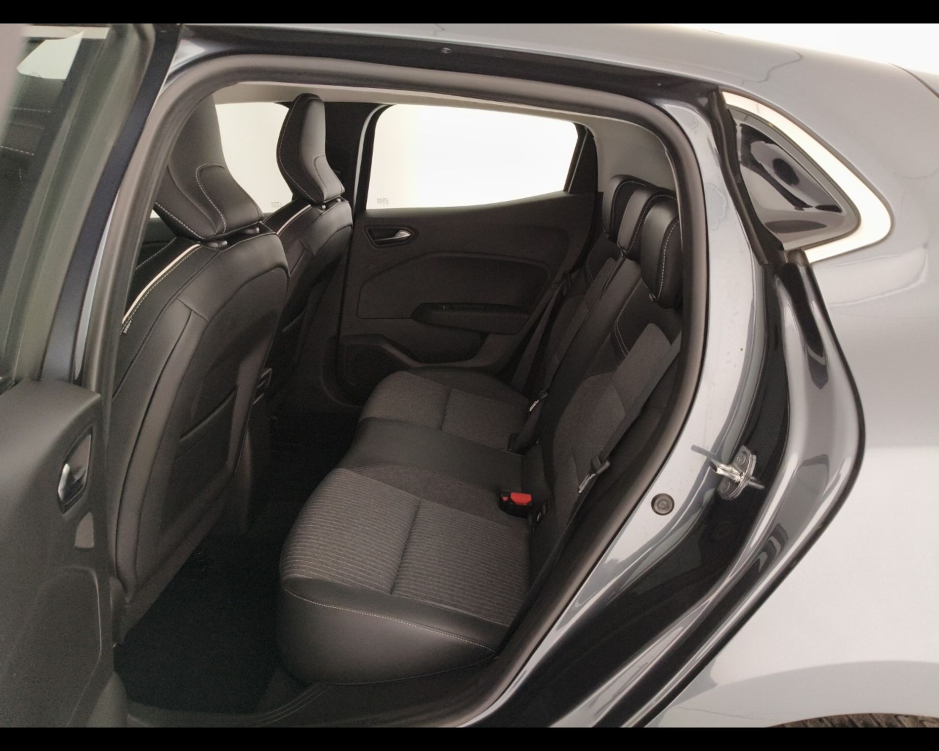 Renault Clio Clio 1.0 tce Intens Gpl 100cv my21 - Messa