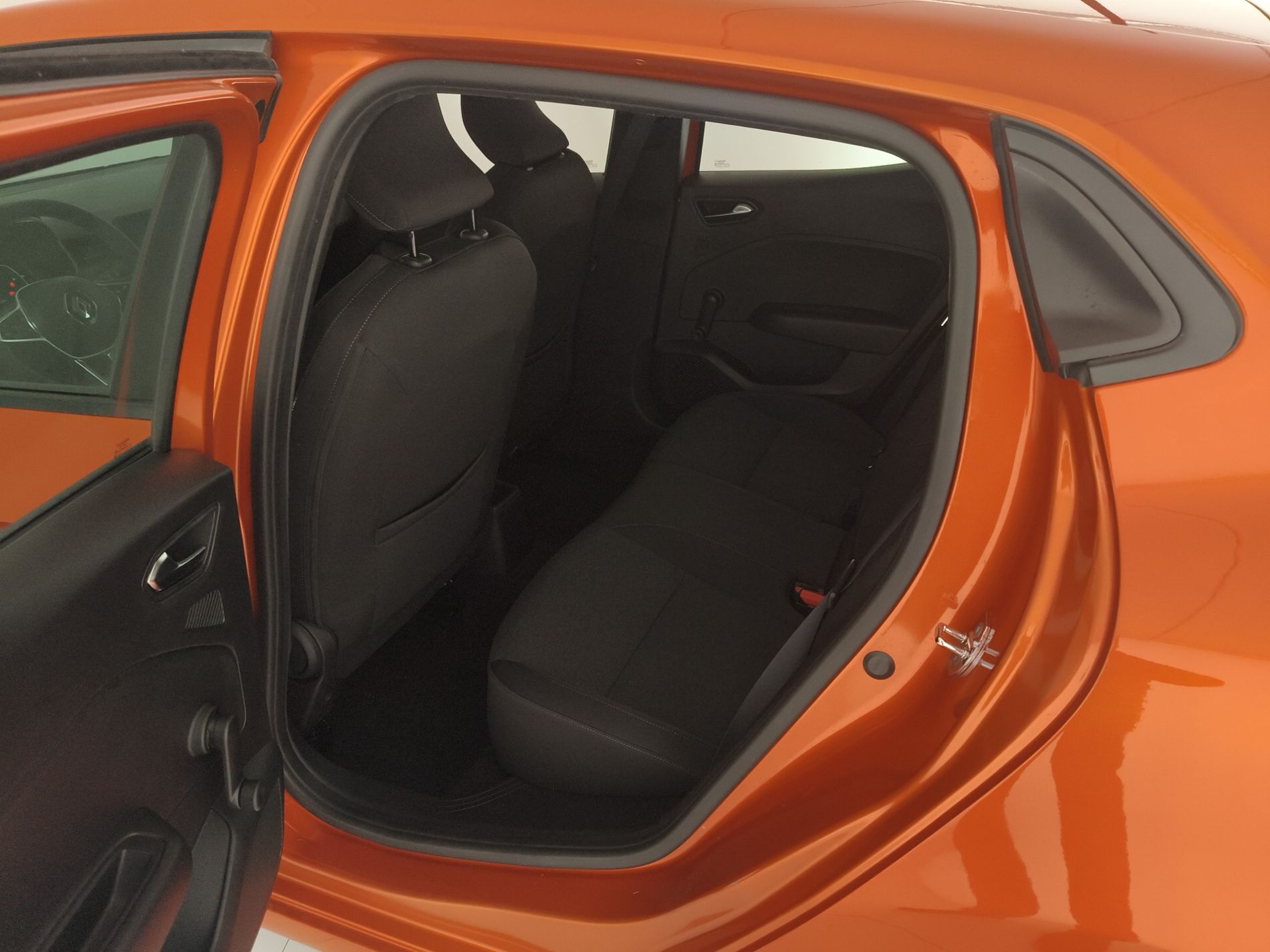 RENAULT Clio V 2019 Clio 5 Porte 1.6 E-Tech full hybrid 145cv Equilibr - Messa