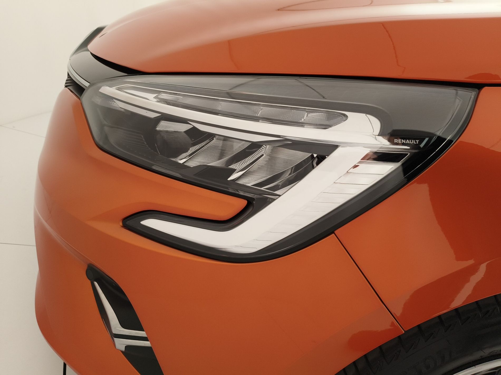 RENAULT Clio V 2019 Clio 5 Porte 1.6 E-Tech full hybrid 145cv Equilibr - Messa