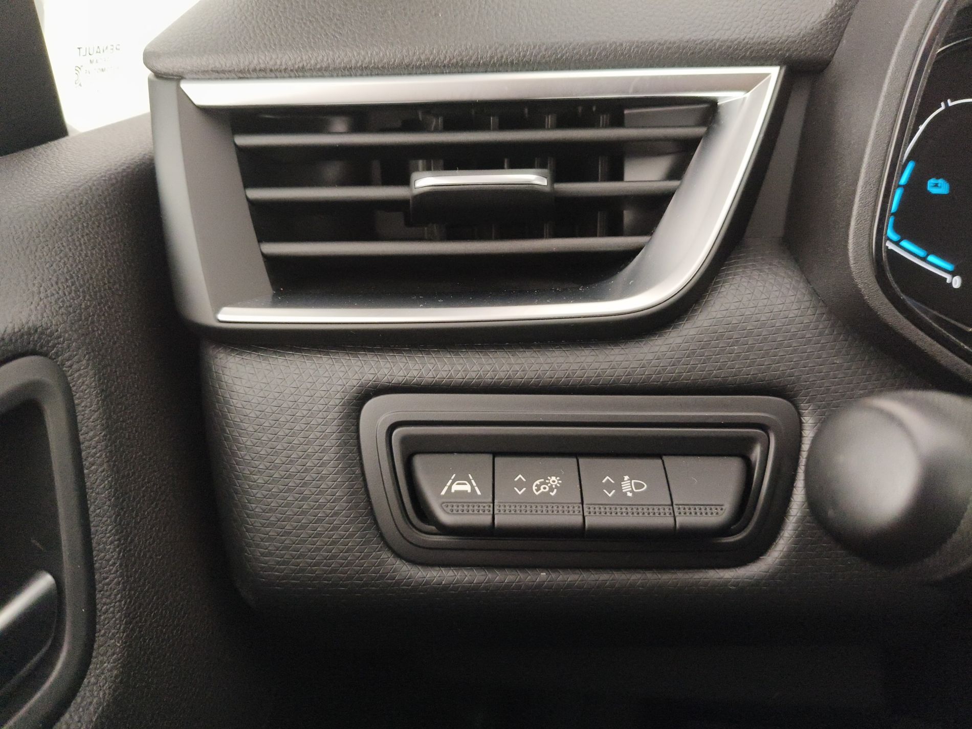 RENAULT Clio V 2019 Clio 5 Porte 1.6 E-TECH Hybrid 140cv Zen Auto my21 - Messa