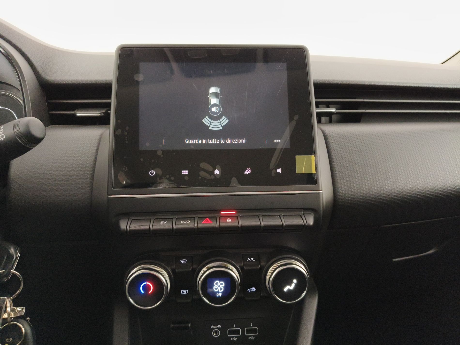 RENAULT Clio V 2019 Clio 5 Porte 1.6 E-TECH Hybrid 140cv Zen Auto my21 - Messa