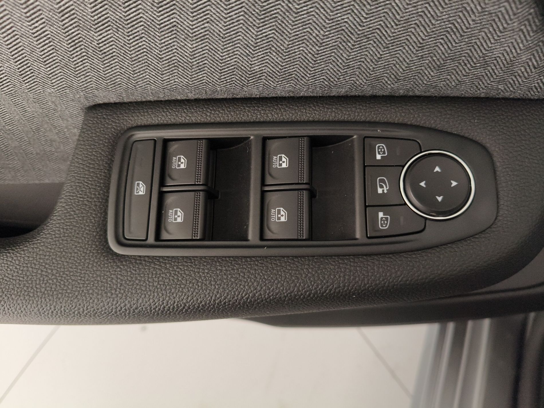 RENAULT Clio V 2023 Clio 1.0 TCe Techno - Messa