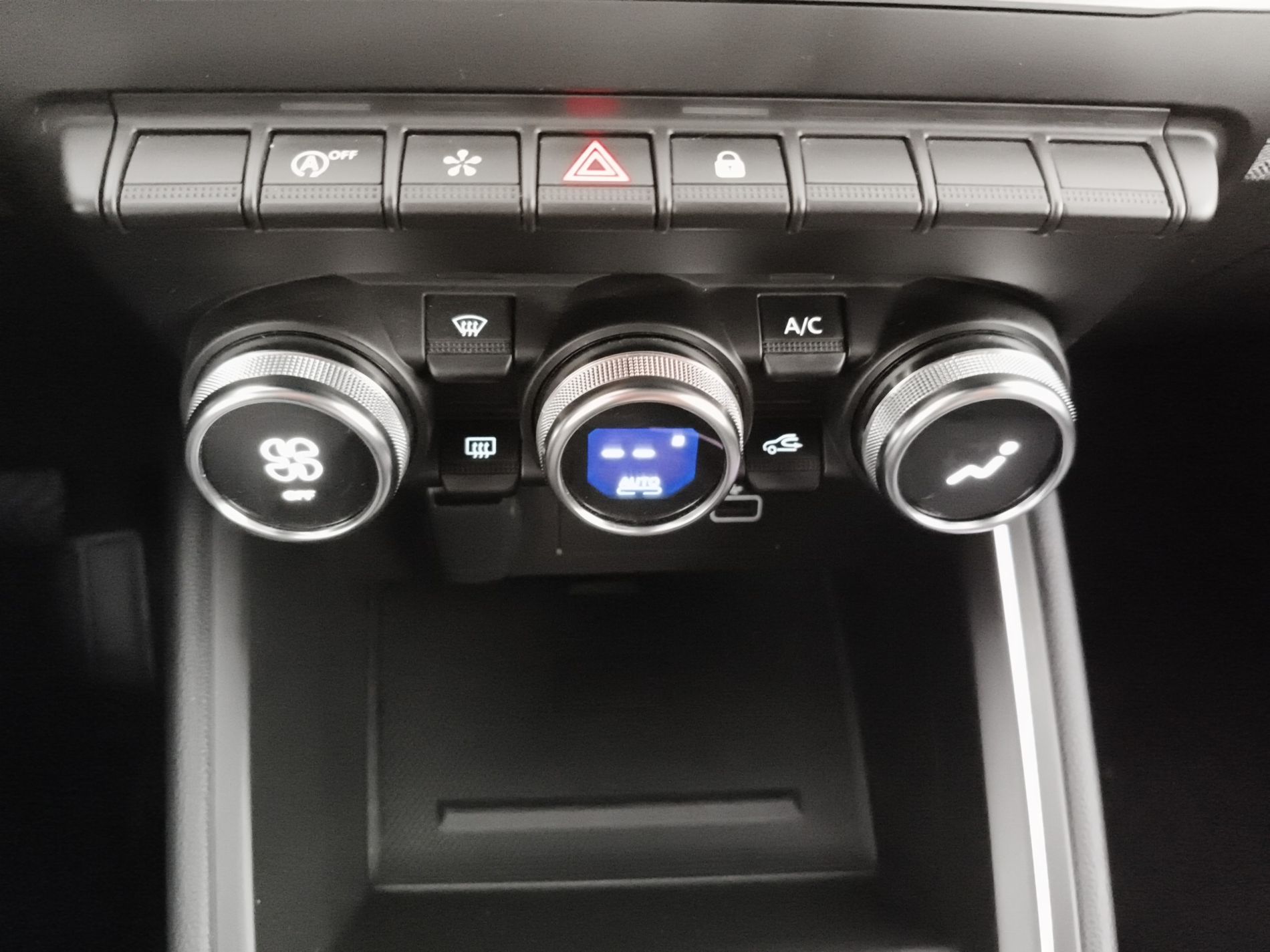 RENAULT Clio V 2023 Clio 1.0 TCe Techno - Messa