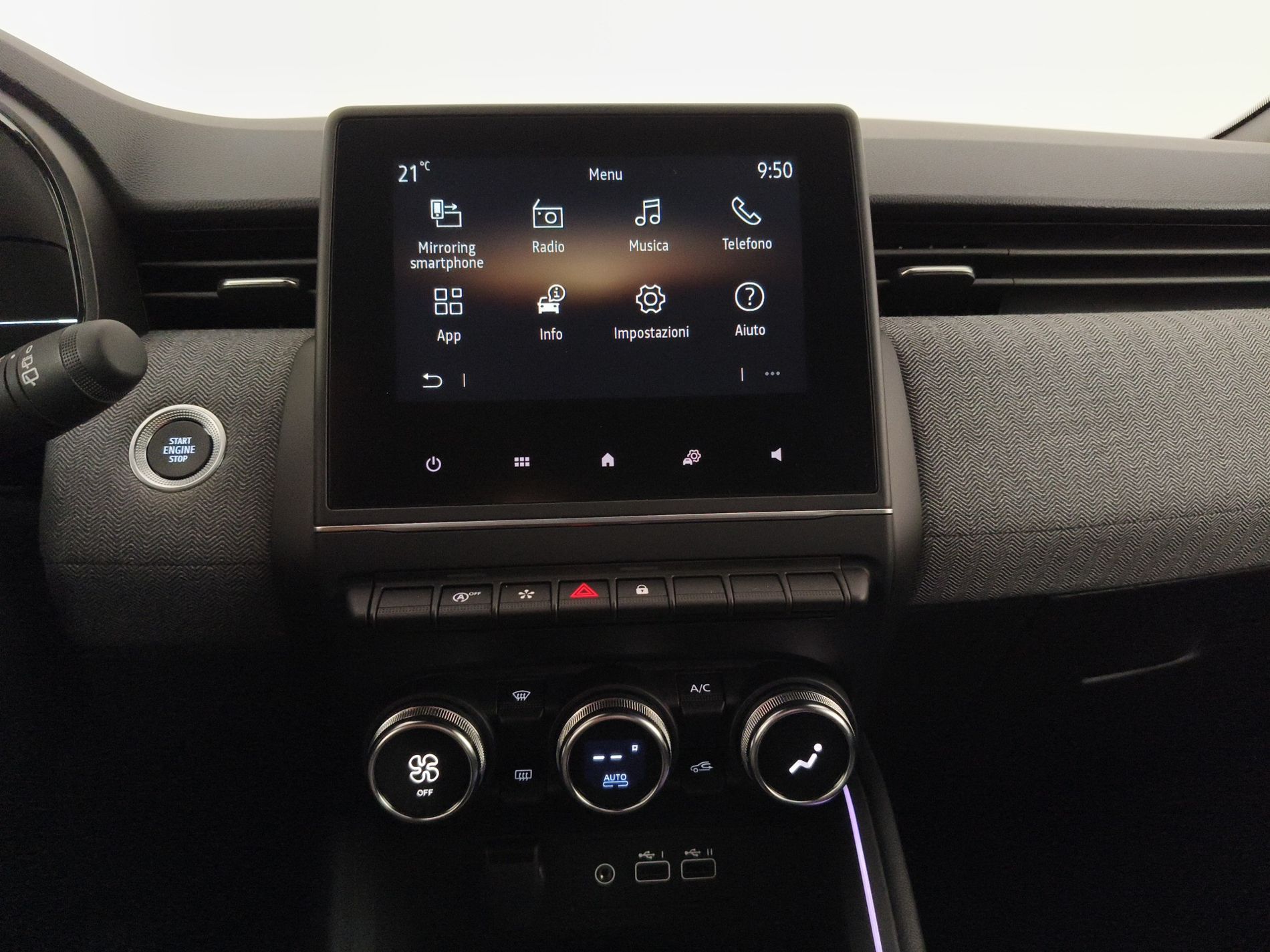 RENAULT Clio V 2023 Clio 1.0 TCe Techno - Messa