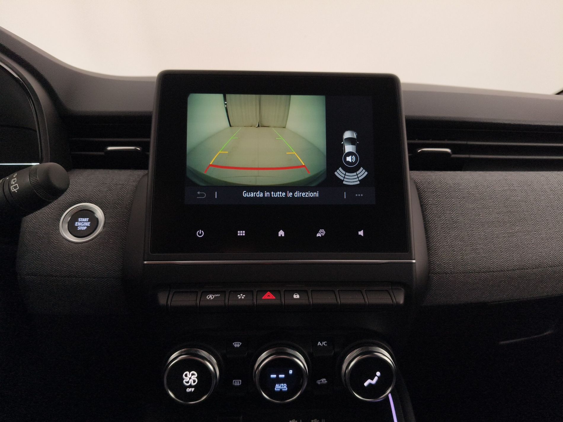 RENAULT Clio V 2023 Clio 1.0 TCe Techno - Messa