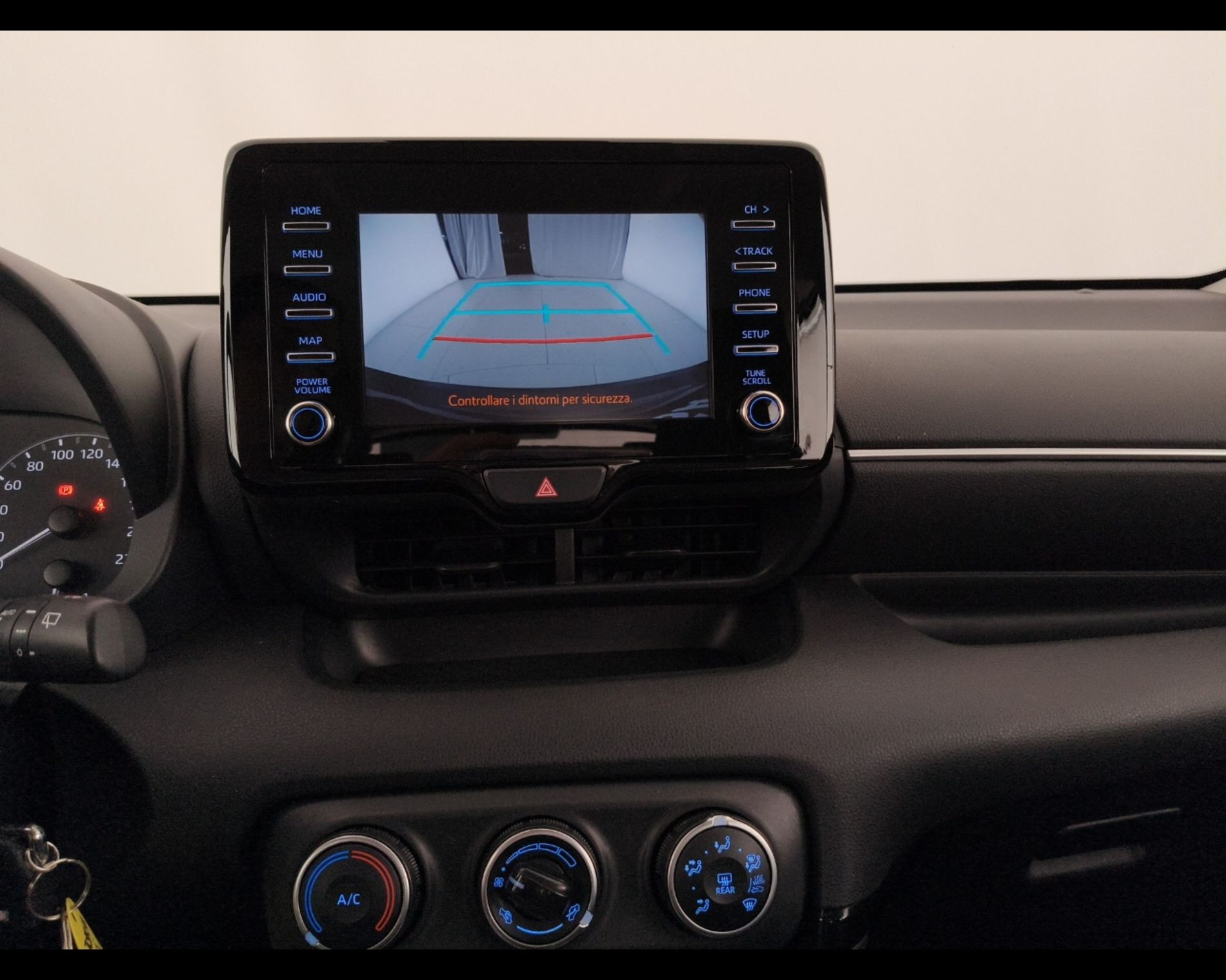 Toyota Yaris Yaris 1.0 Active - Messa