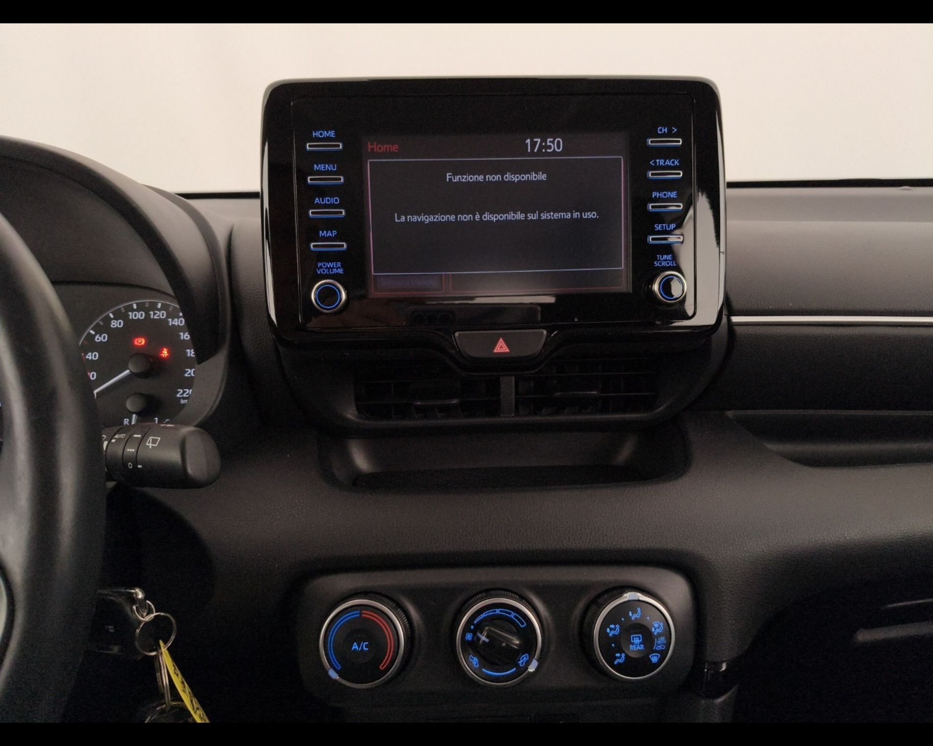 Toyota Yaris Yaris 1.0 Active - Messa