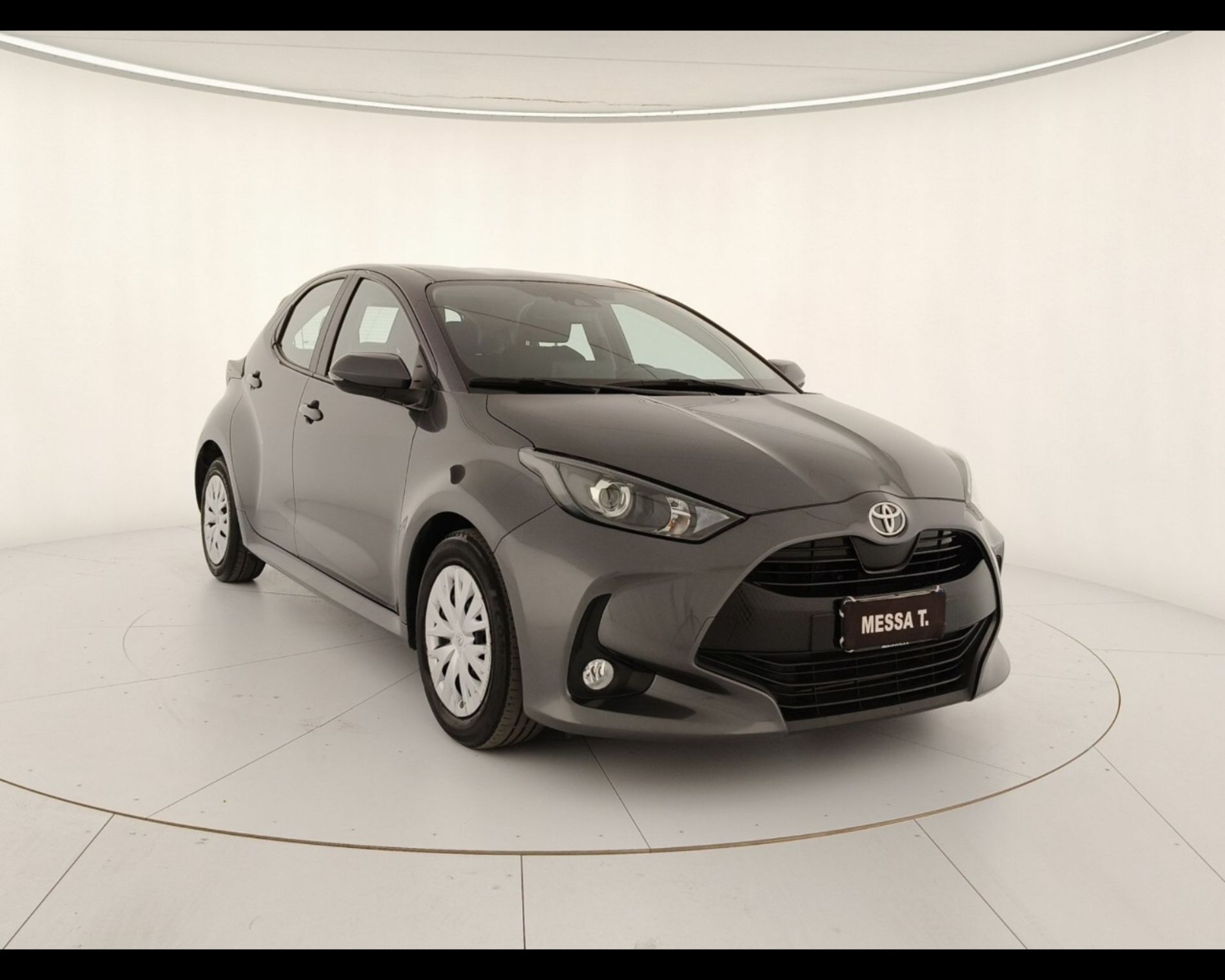 Toyota Yaris Yaris 1.0 Active - Messa
