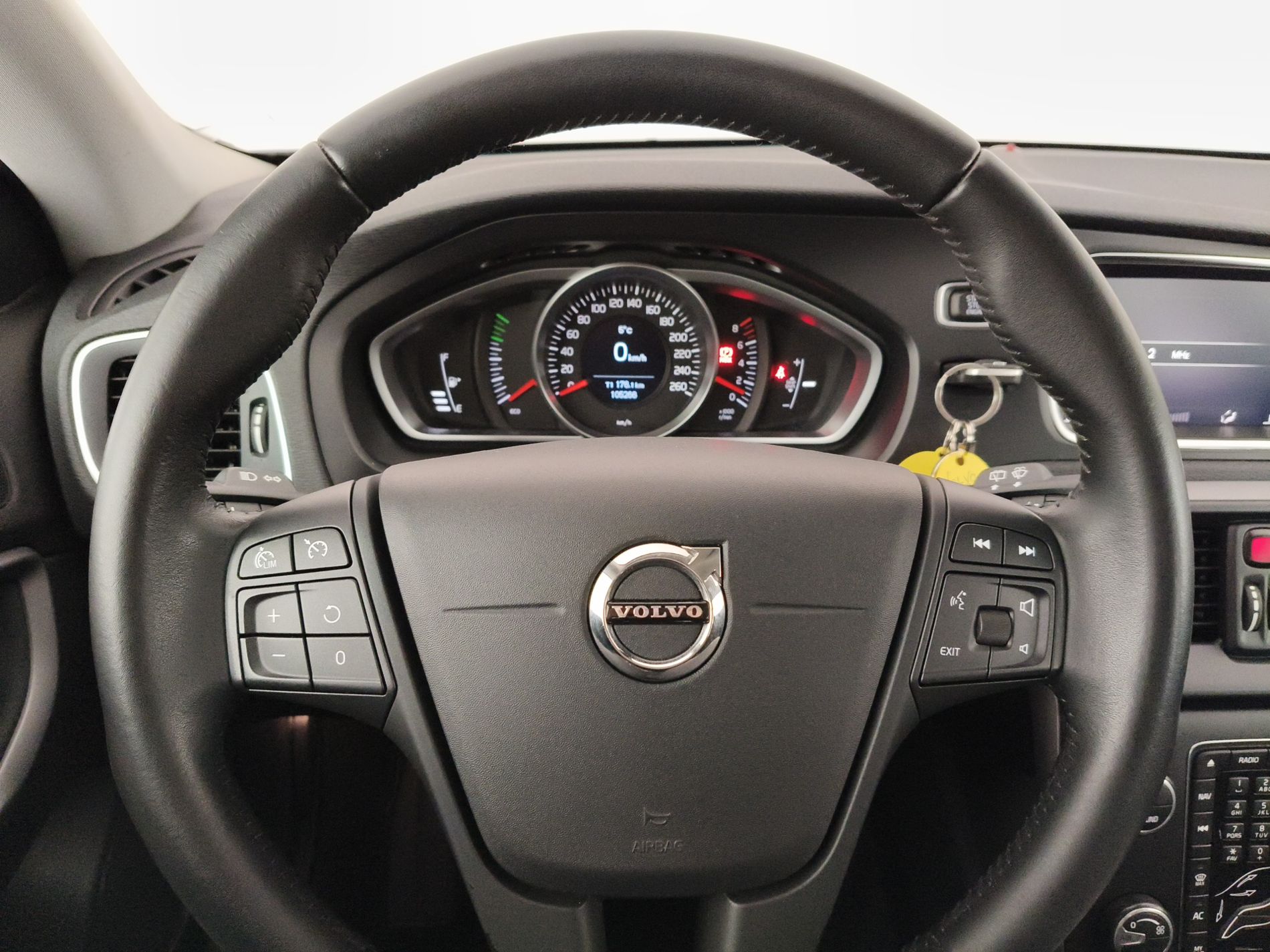 VOLVO V40 II 2012 V40 2.0 T2 Inscription my18 - Messa